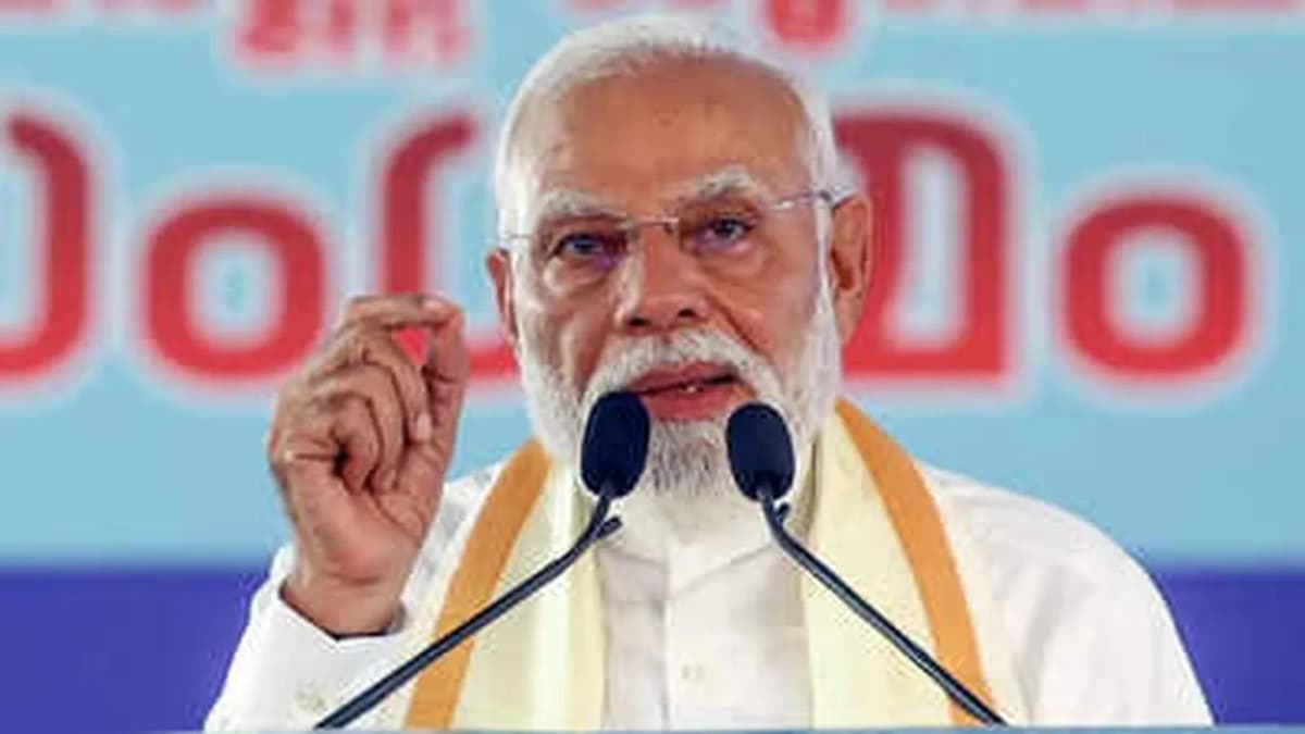 PM Modi Urges Young Diplomats to Promote Indian Tourism Globally