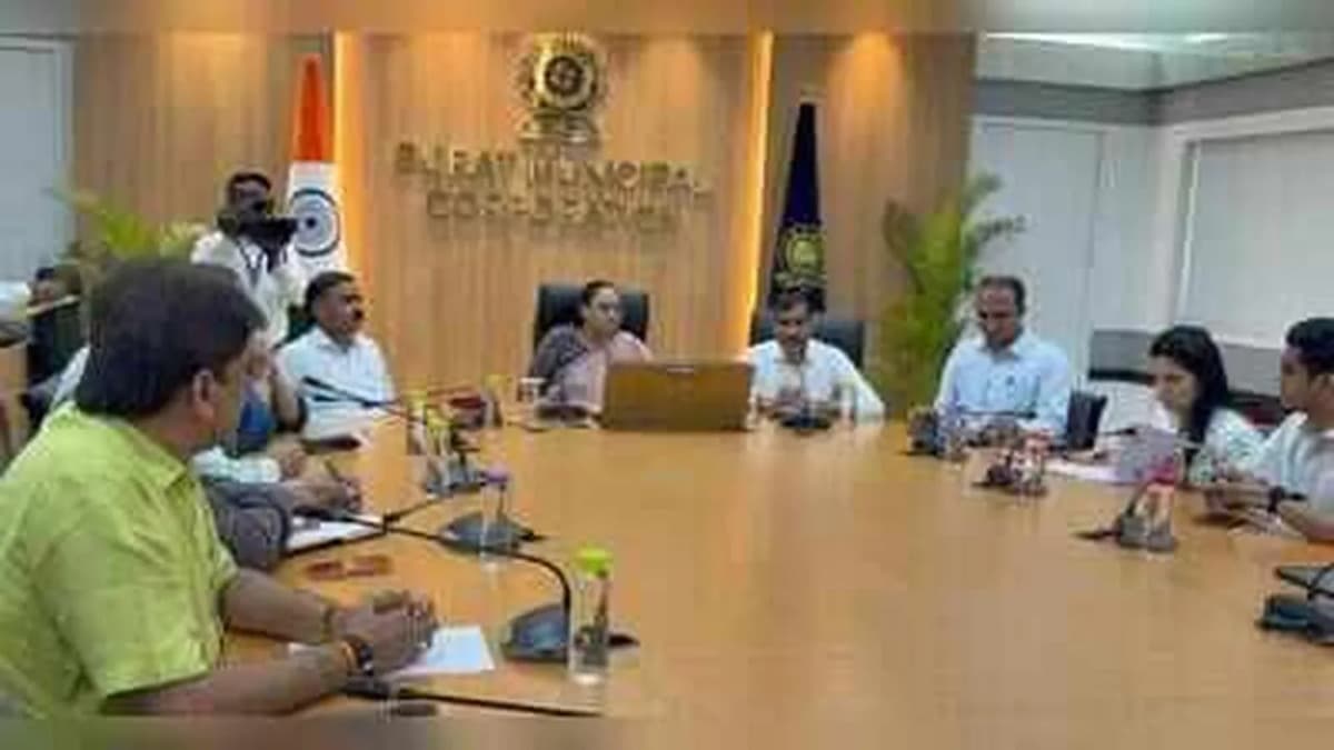 Surat Approves Short-Term Flood Measures to Widen and Desilt Creeks