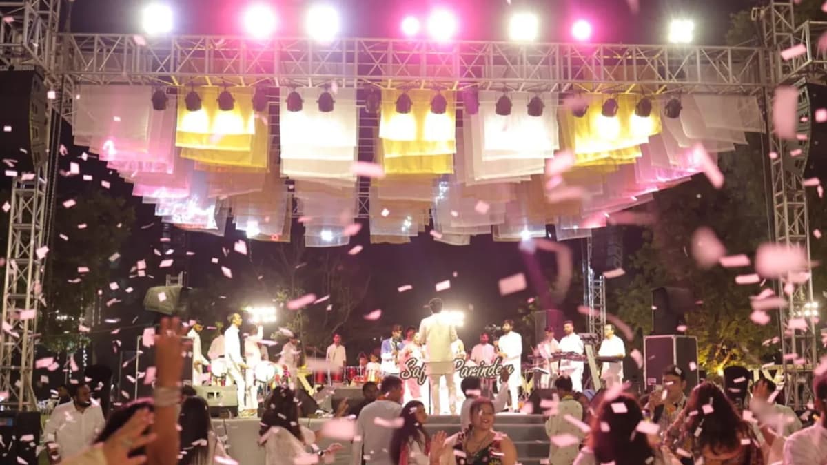 Shortcomings Revealed in Ahmedabad's 'Safed Parinde' Garba Night