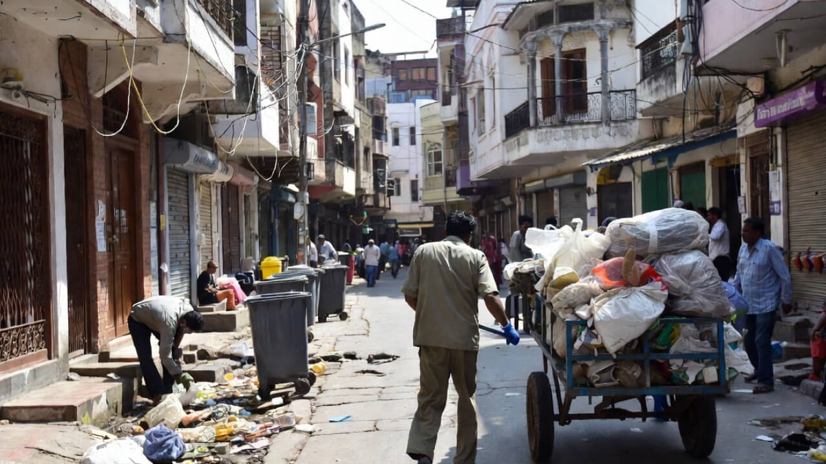 Allegations of Corruption in Ahmedabad's Waste Management System