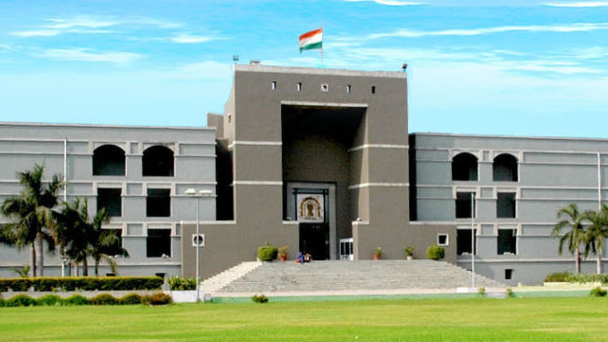 Gujarat High Court Expands Definition of 'Family'