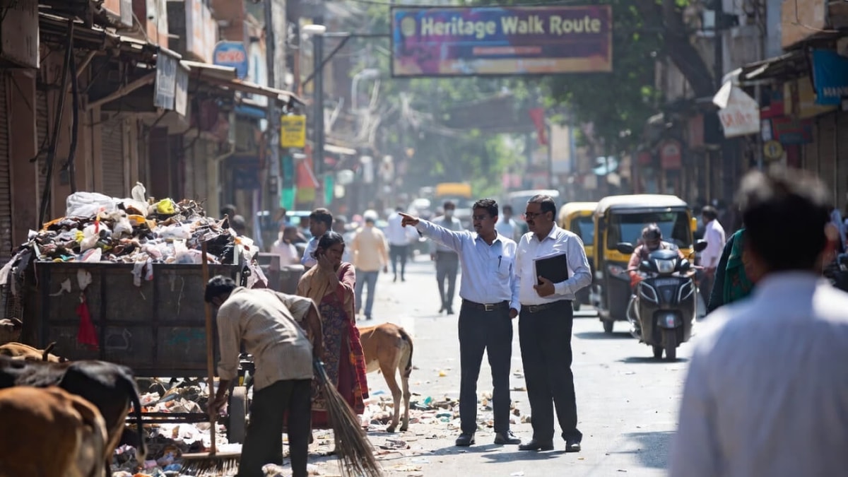 Ahmedabad Faces Cleanliness Challenges