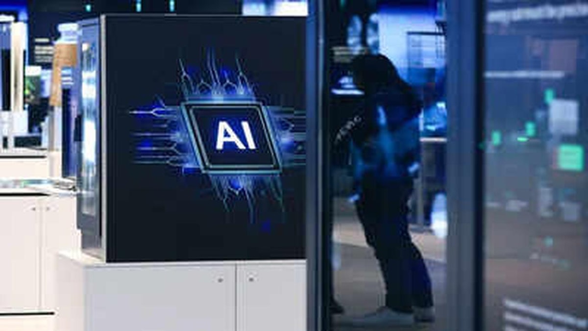 AI Downloads Surge in India's Mobile App Market, $300 Million Revenue in Q1