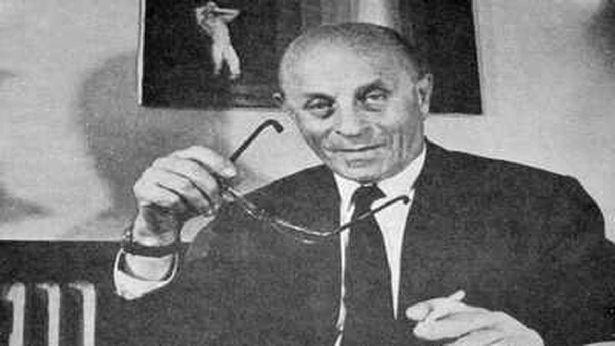 The Invention of the Ballpoint Pen: How László Bíró Revolutionized Writing