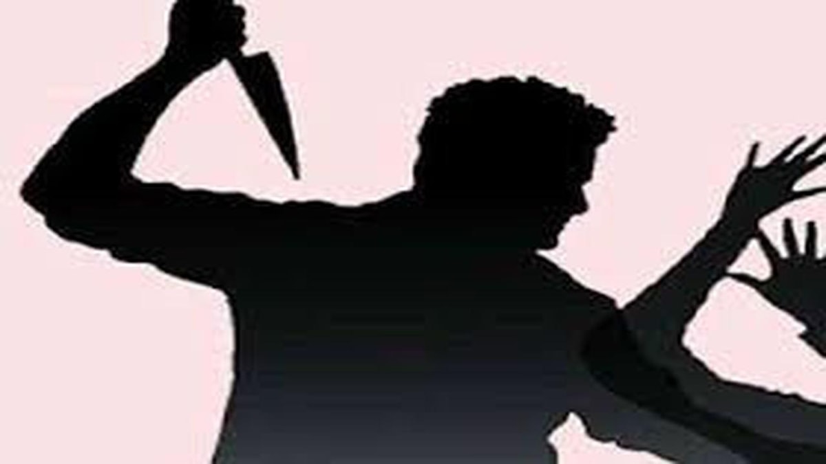 Juvenile Stabbed in Baherampura, Seriously Injured
