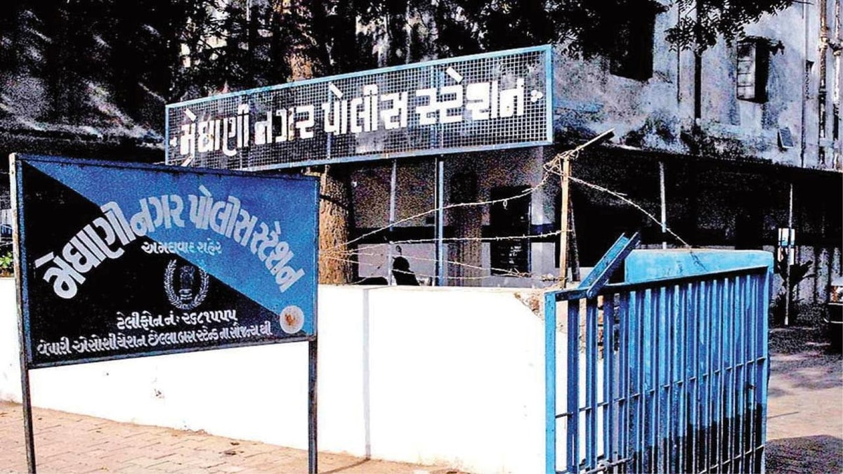Teenagers Arrested for Stabbing a Young Man in Ahmedabad, Inflicting Eight Wounds