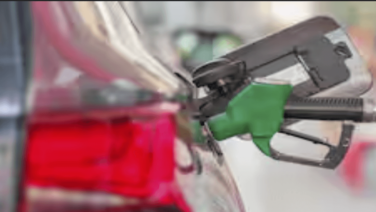 Increase in Petrol and Diesel Sales Amid Energy Conservation Campaign in India