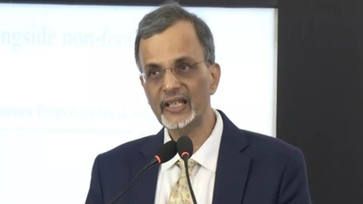 India's Economy Set to Return to 7% Growth by FY28