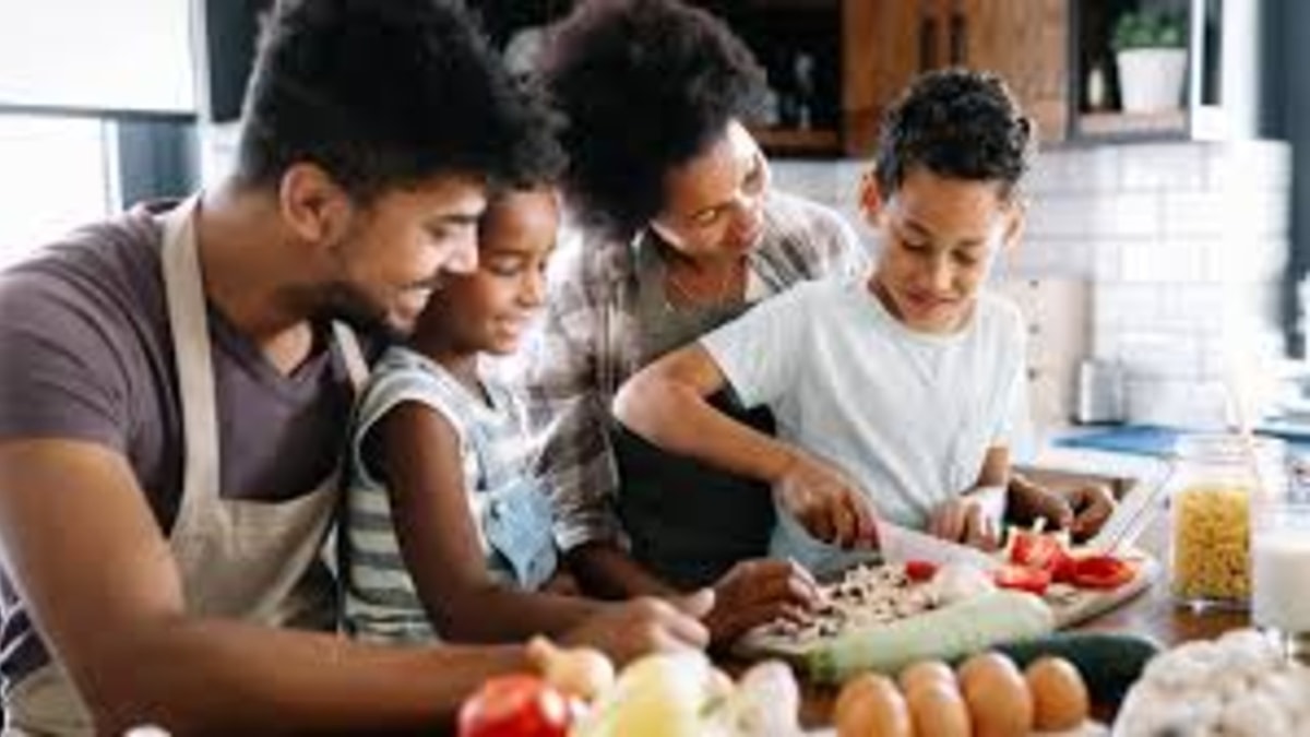 The Pros and Cons of Overscheduling in Modern Parenting