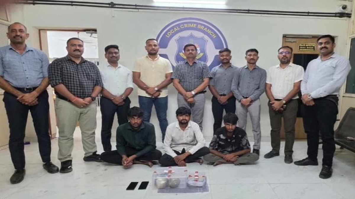 Three Suspects Arrested in Burglary Case in Gandhinagar