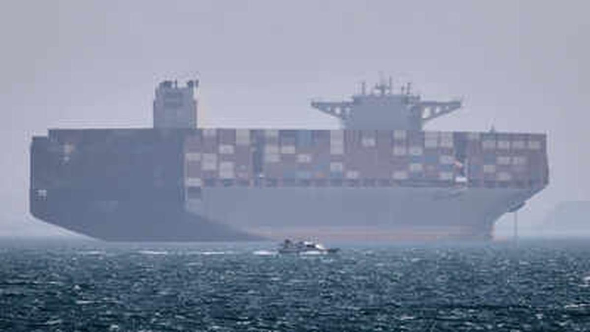 Trade Resumes in the Strait of Hormuz, Oil Exports Increase