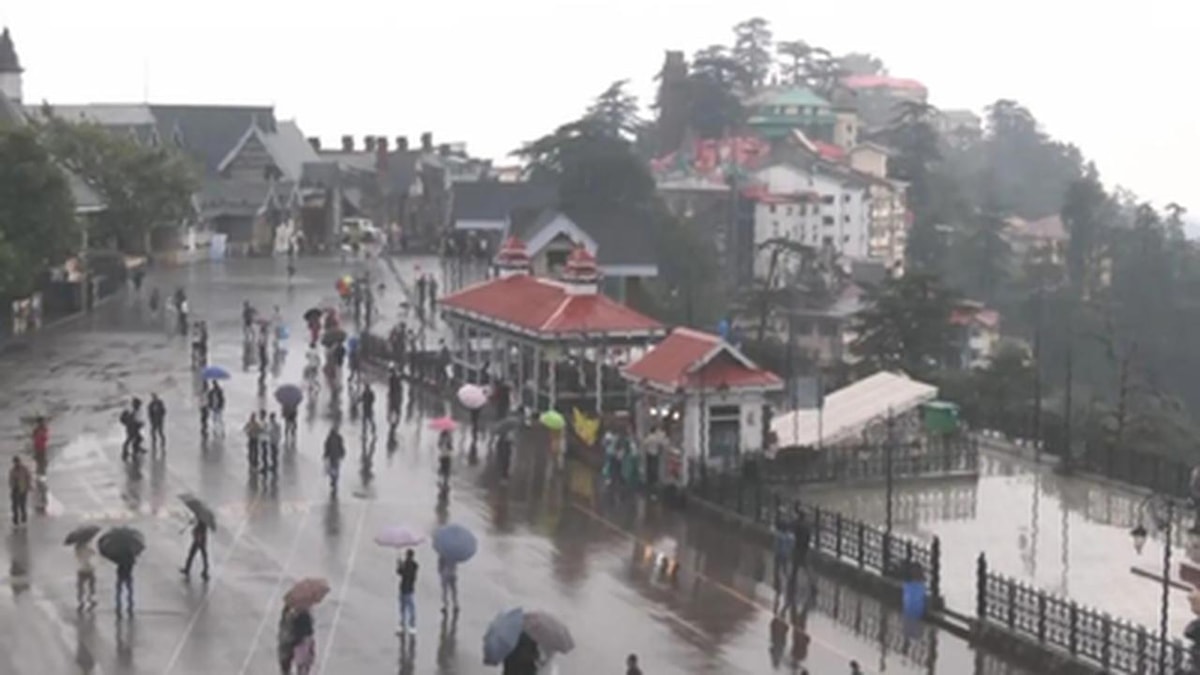 Flash Floods in Himachal Pradesh Close Manali-Leh Highway