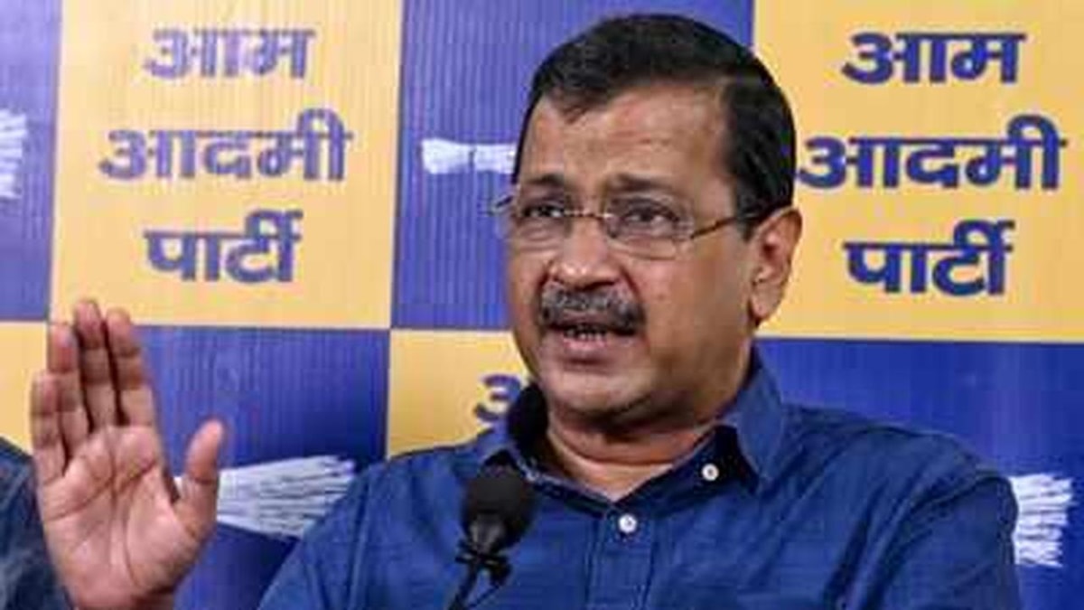 Kejriwal Accuses Central Government Over E20 Petrol