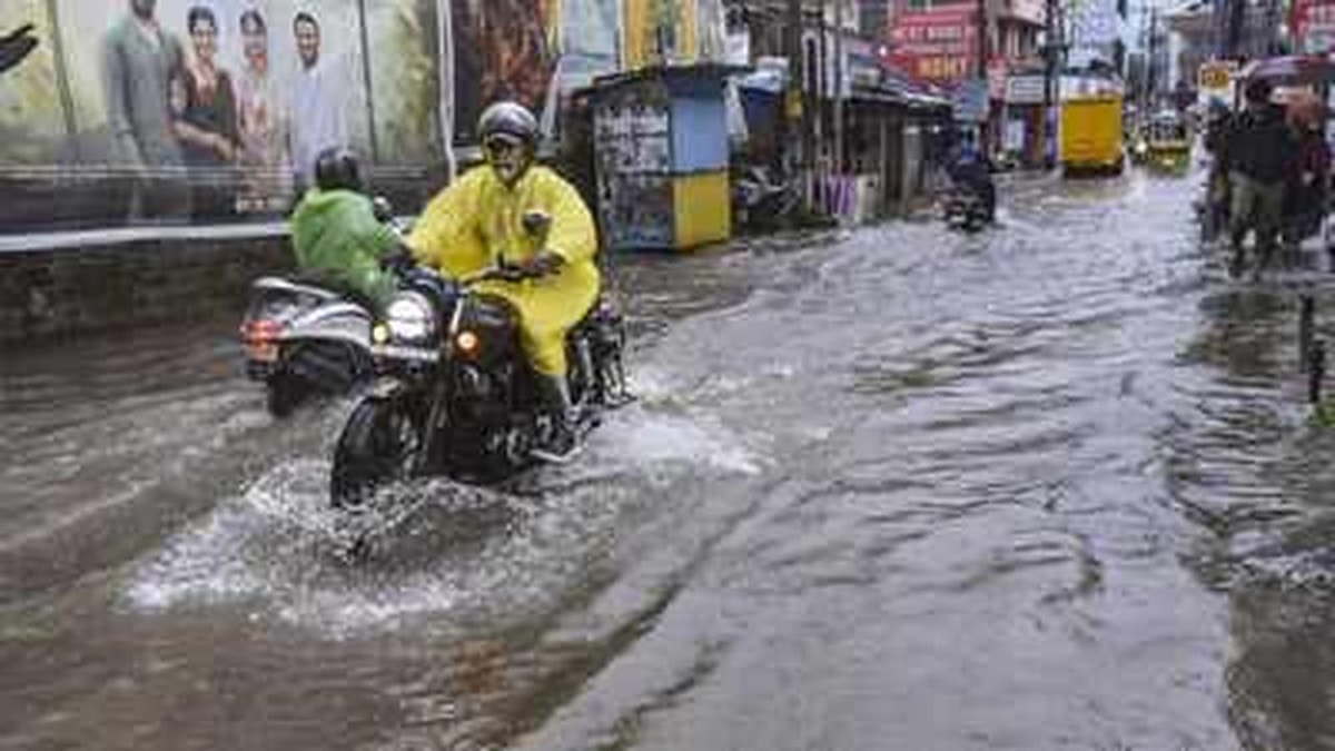 15 Deaths Due to Heavy Rain and Landslides in Kerala