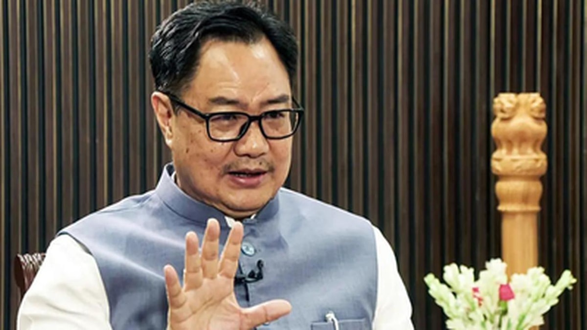Kiren Rijiju Defends Delhi Police Over Jantar Mantar Student Protest