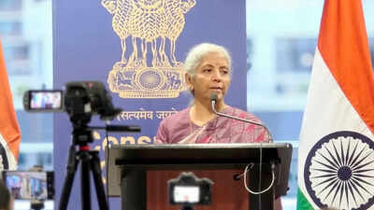 India Achieves Fiscal Deficit Target