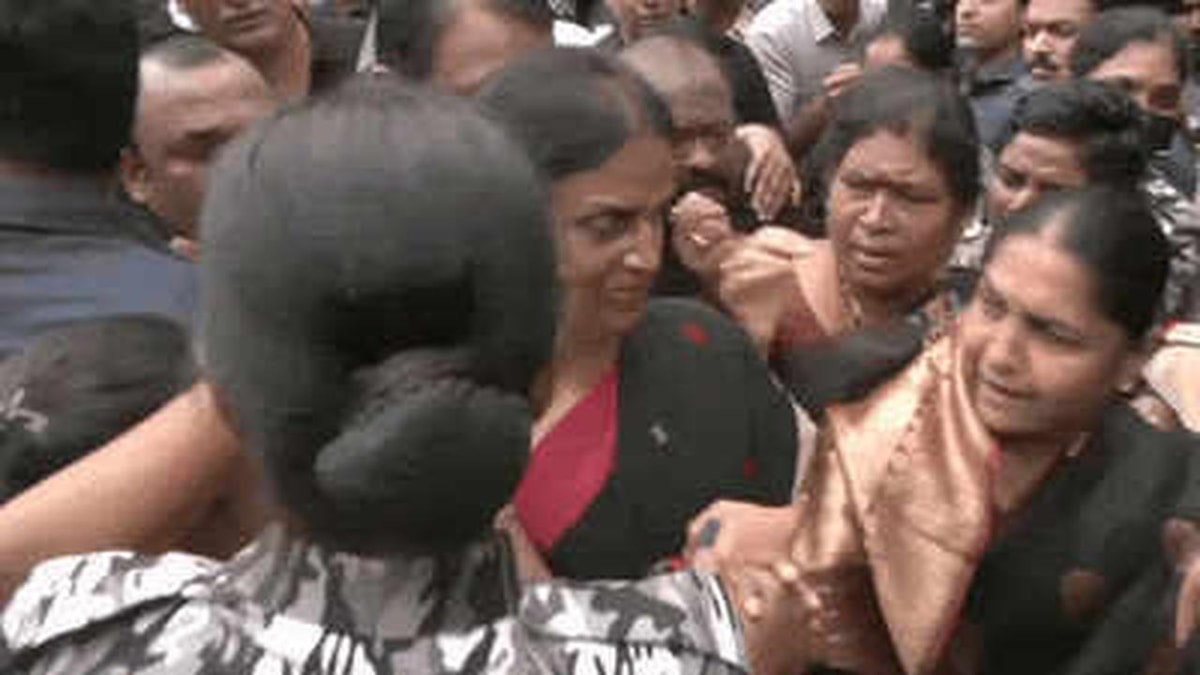 Police Assault on BRS MLA in Telangana, Controversy Outside Assembly