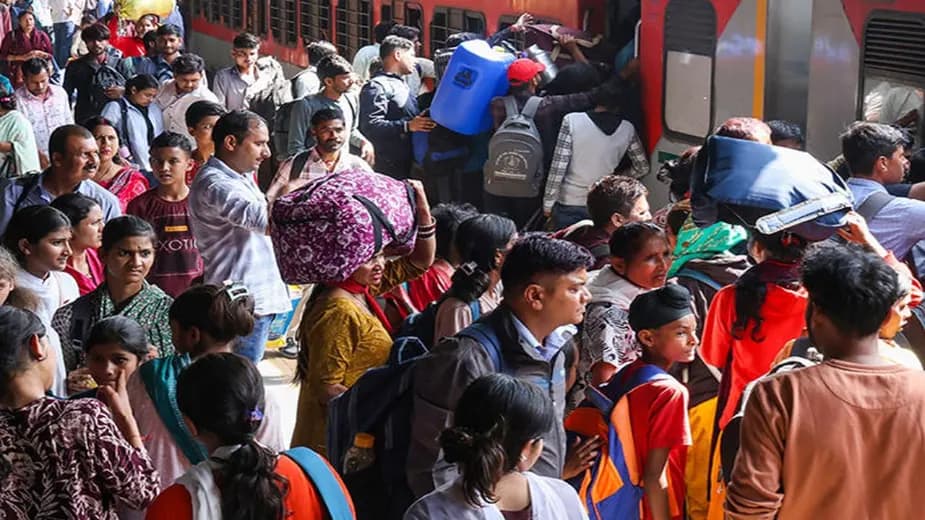 Western Railway Announces Summer Special Trains for Ahmedabad-Mumbai and Surat Western Railway Announces Summer Special Trains for Ahmedabad-Mumbai and Surat