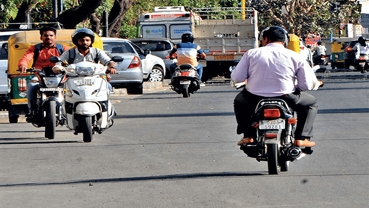 Traffic Chaos on Ahmedabad's SP Ring Road Sparks Safety Concerns Traffic Chaos on Ahmedabad's SP Ring Road Sparks Safety Concerns