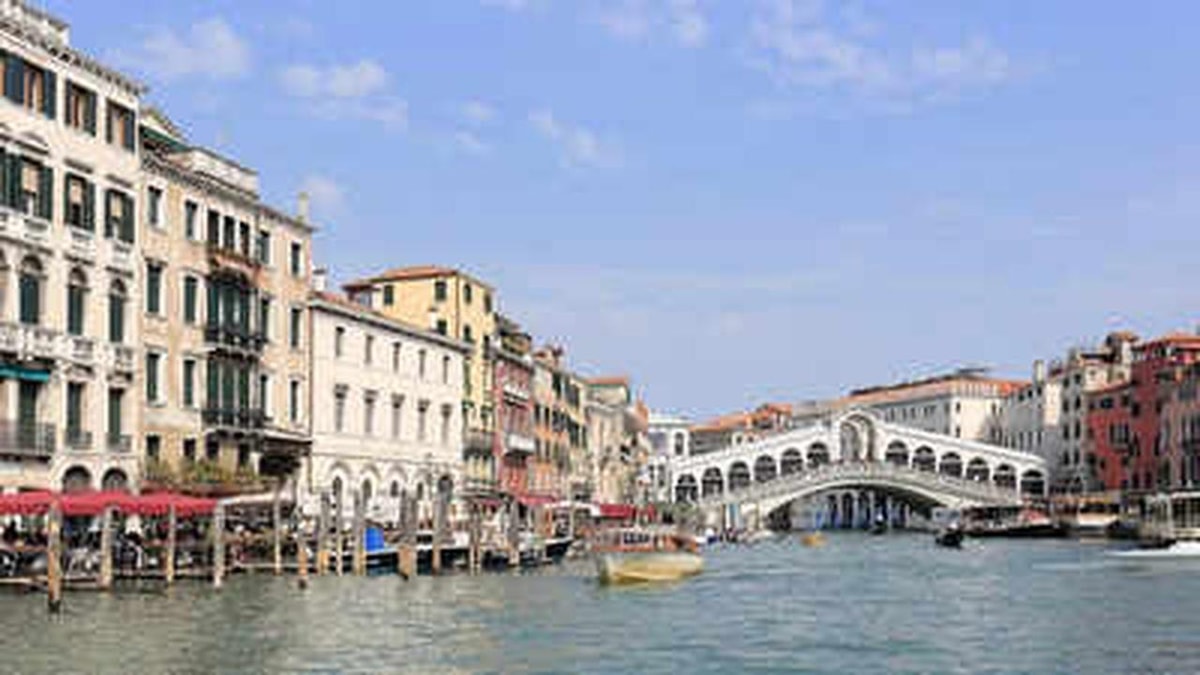 Venice: A Unique City of 118 Islands Venice: A Unique City of 118 Islands