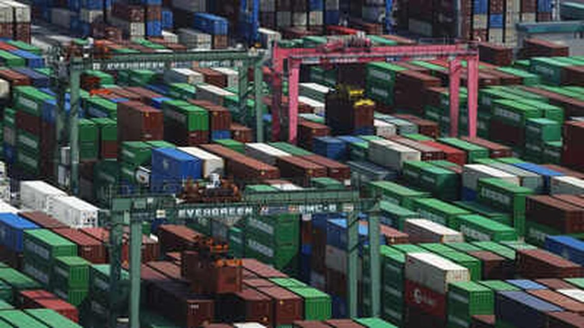 India's Goods Exports Increased by 18% in May India's Goods Exports Increased by 18% in May