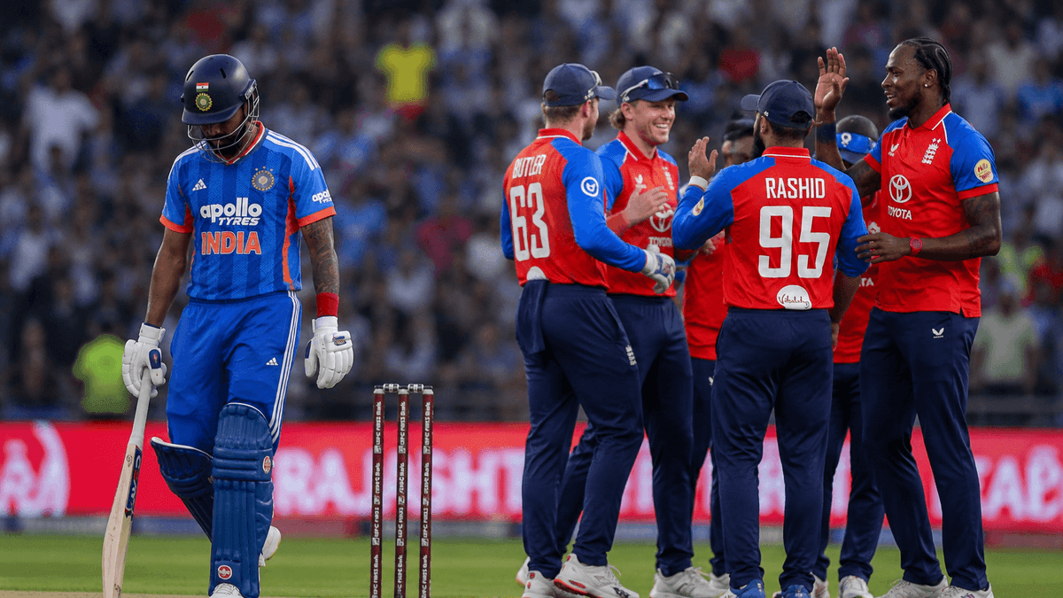 India Lose a T20 Series to England After 12 Years - Shreyas Iyer's 80 Goes in Vain as India Suffers a 9-Wicket Defeat in the Fourth T20 India Lose a T20 Series to England After 12 Years - Shreyas Iyer's 80 Goes in Vain as India Suffers a 9-Wicket Defeat in the Fourth T20