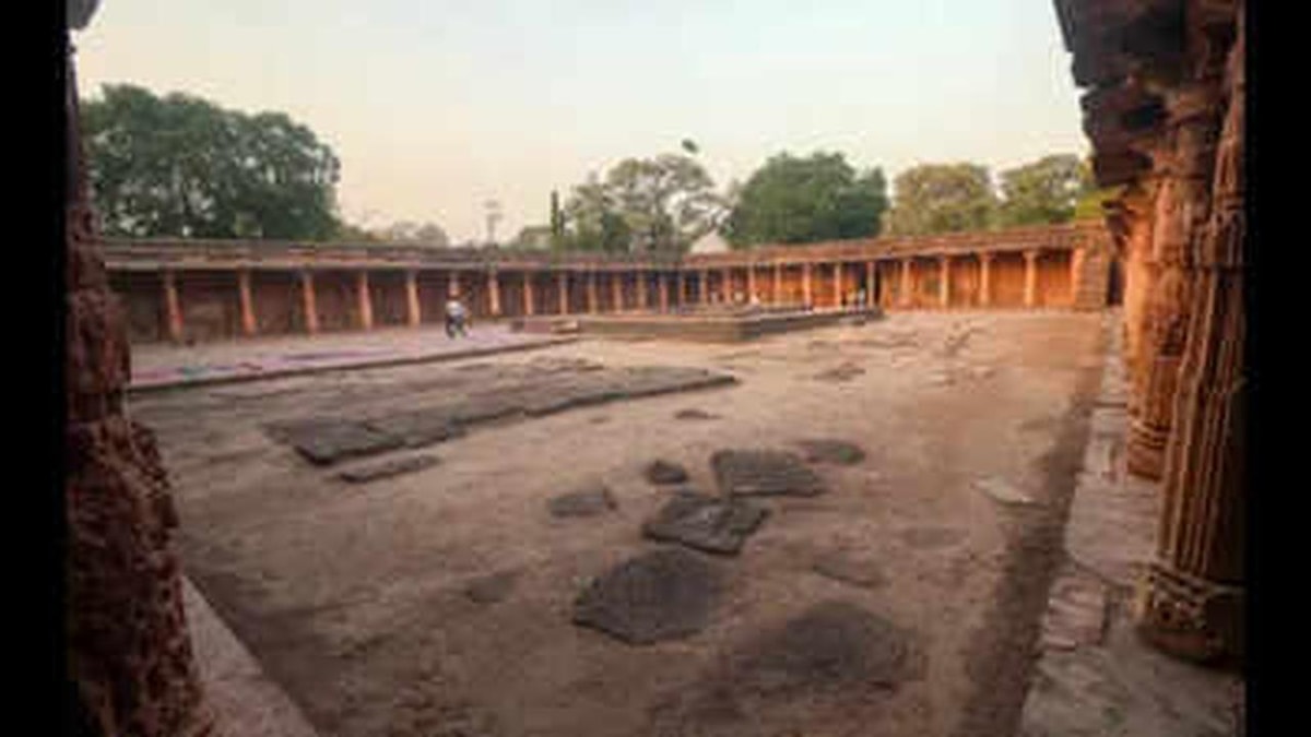 Supreme Court's Order on Bhojshala-Kamal Maula Mosque Supreme Court's Order on Bhojshala-Kamal Maula Mosque