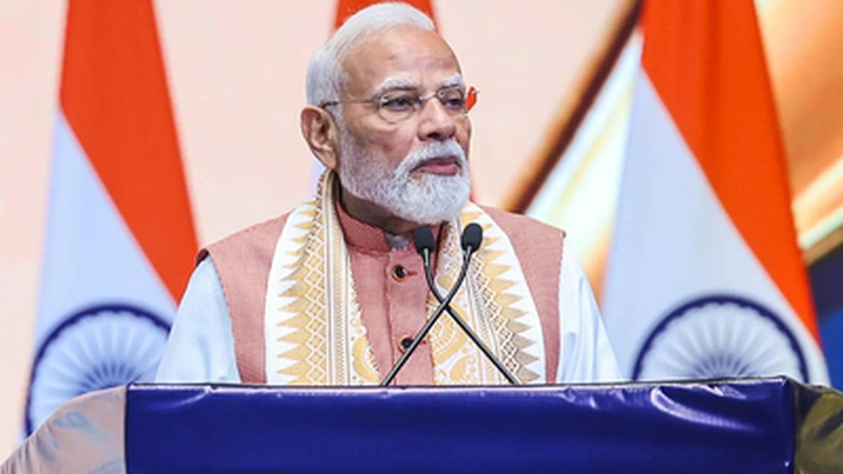 PM Modi Announces Fast-Track Courts to Tackle NEET Paper Leak Cases PM Modi Announces Fast-Track Courts to Tackle NEET Paper Leak Cases