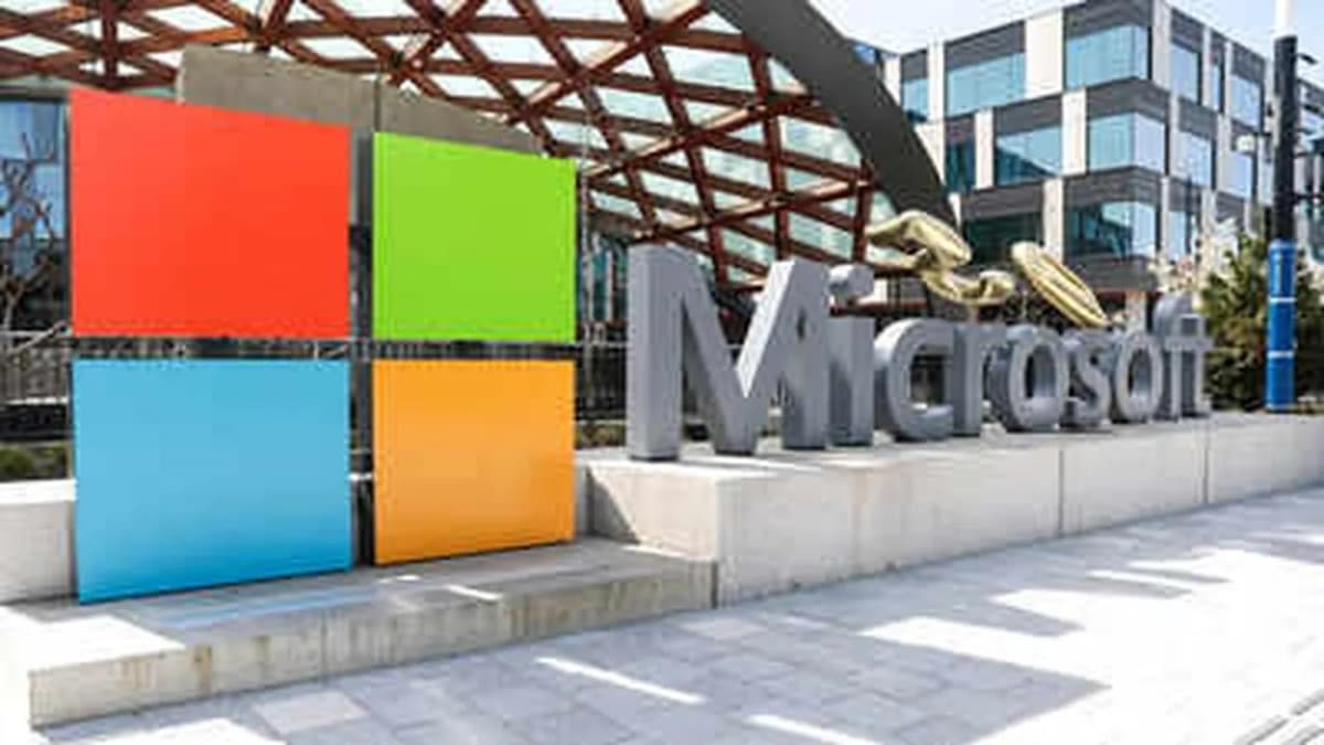 Strong Growth and AI Success in Microsoft's Quarterly Results Strong Growth and AI Success in Microsoft's Quarterly Results