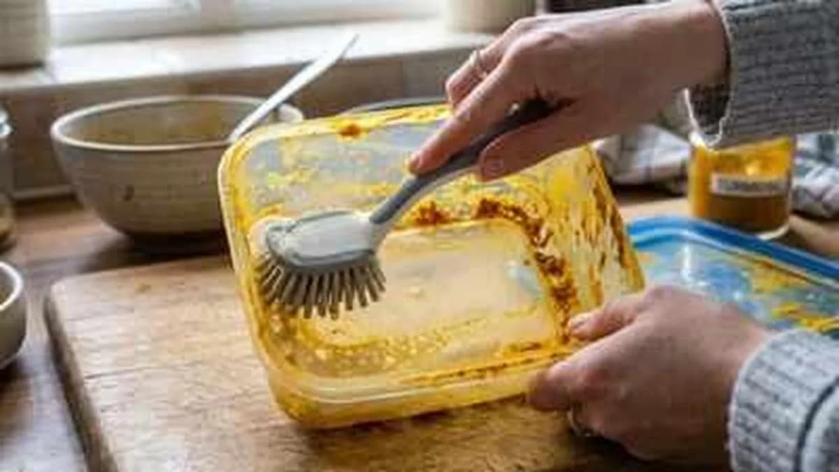 Effective Remedies to Remove Turmeric Stains Effective Remedies to Remove Turmeric Stains