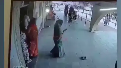Woman Injured After Ceiling Plaster Falls Inside Rajasthan Hospital Negligence Alleged