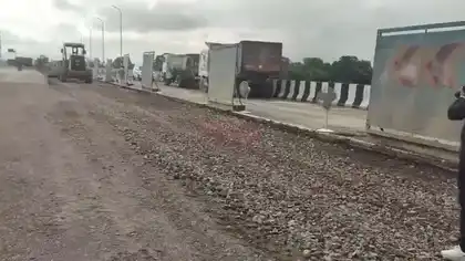 Lucknow-Kanpur Highway Back in Controversy as Authorities Install 10 Fans to Dry Water Questions Raised Over Maintenance
