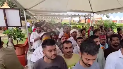 Shravan Begins with Huge Devotee Crowds at Shiva Temples Across Gujarat