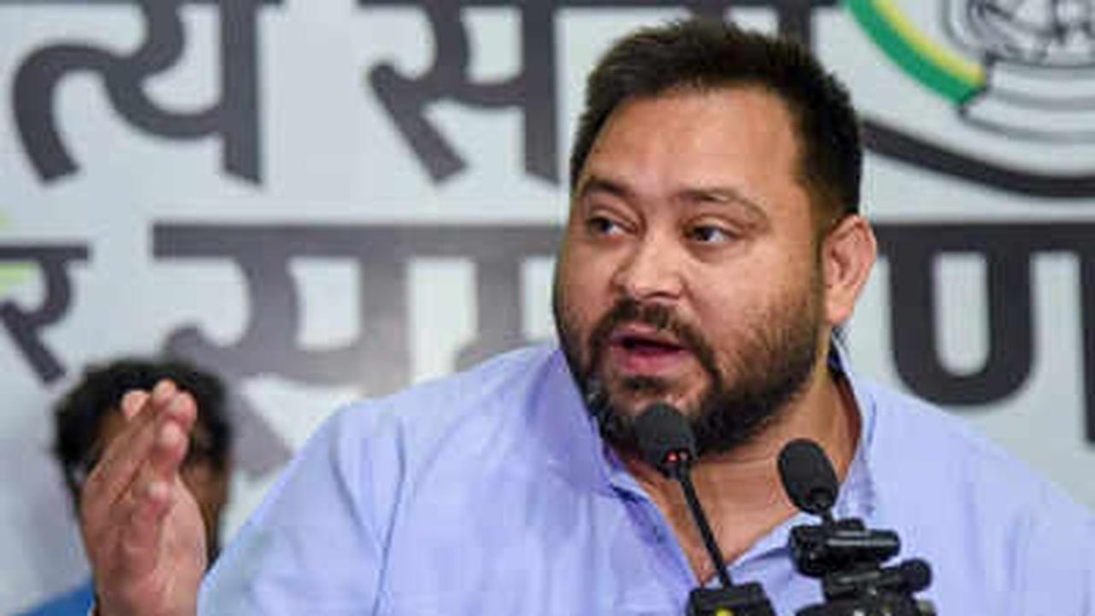 Tejashwi Yadav announces protest march to Raj Bhavan on August 19 Tejashwi Yadav announces protest march to Raj Bhavan on August 19