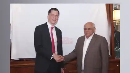 CM Bhupendra Patel Meets J.P. Morgan Discusses Global Expansion of GIFT City
