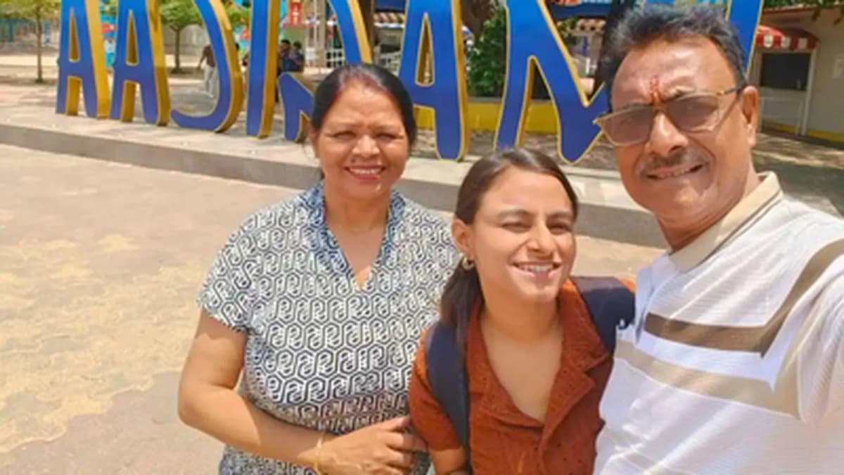 Tragic Death of Shrutika Baranwal in Delhi Fire