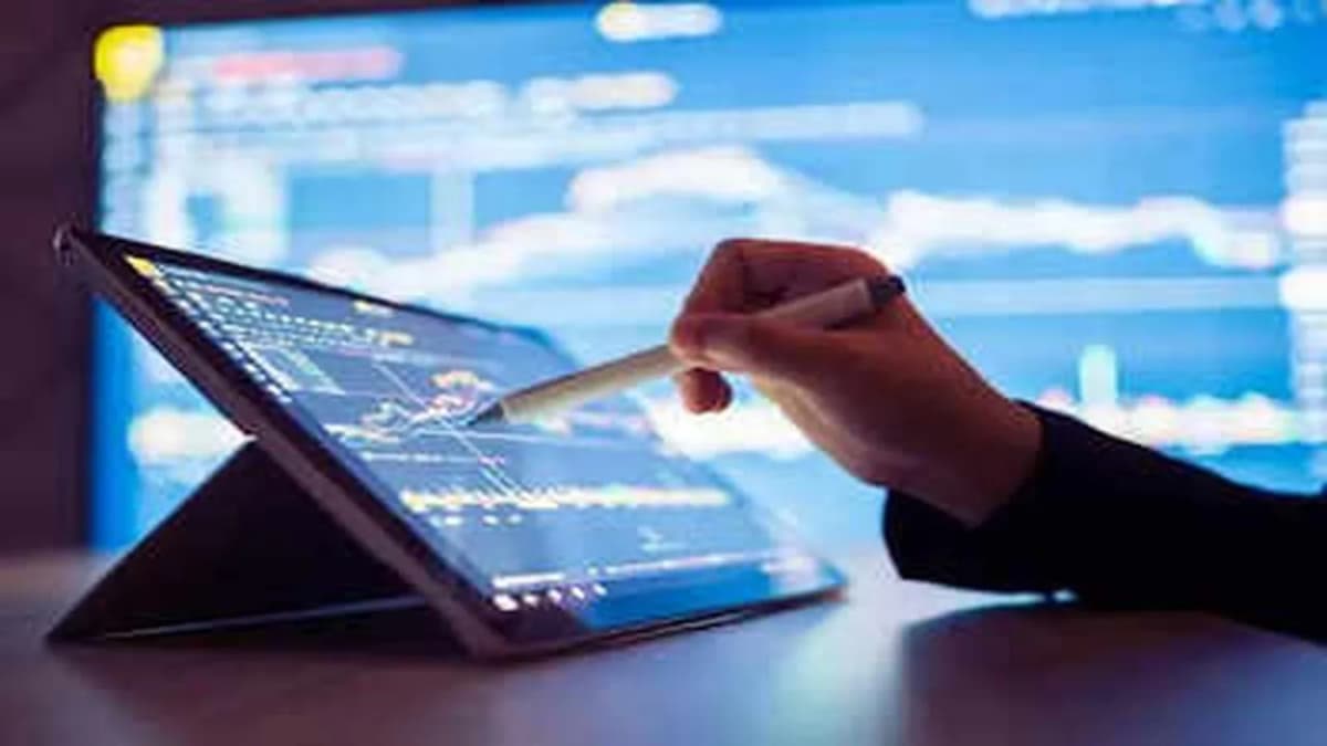 Sebi Report Reveals Rising Losses Among Young Derivatives Traders Sebi Report Reveals Rising Losses Among Young Derivatives Traders