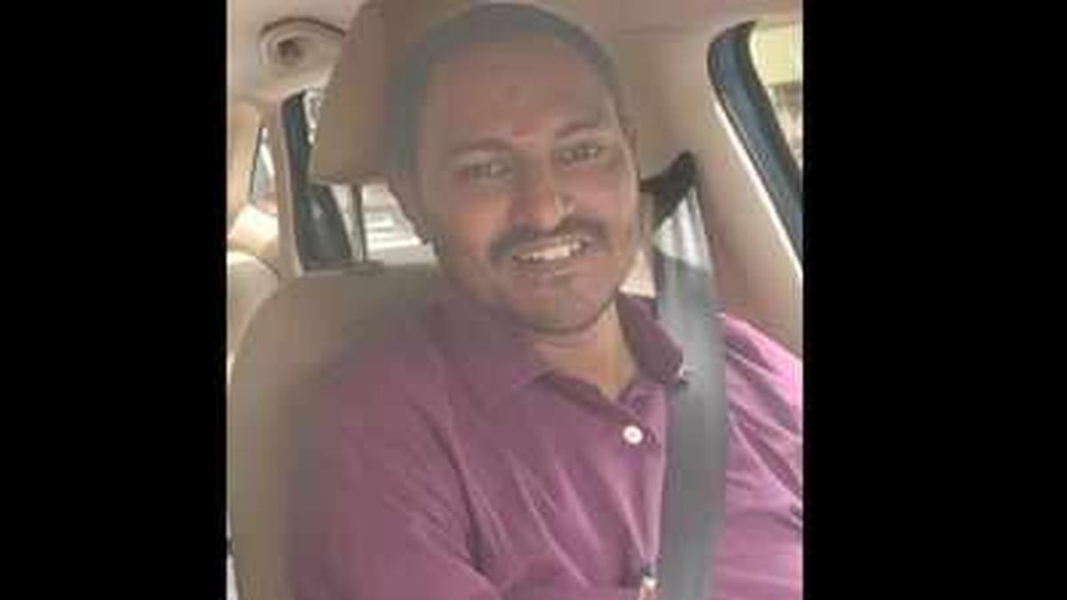 PhD Holder Dr Thirumalai Raja Forced to Drive a Cab PhD Holder Dr Thirumalai Raja Forced to Drive a Cab