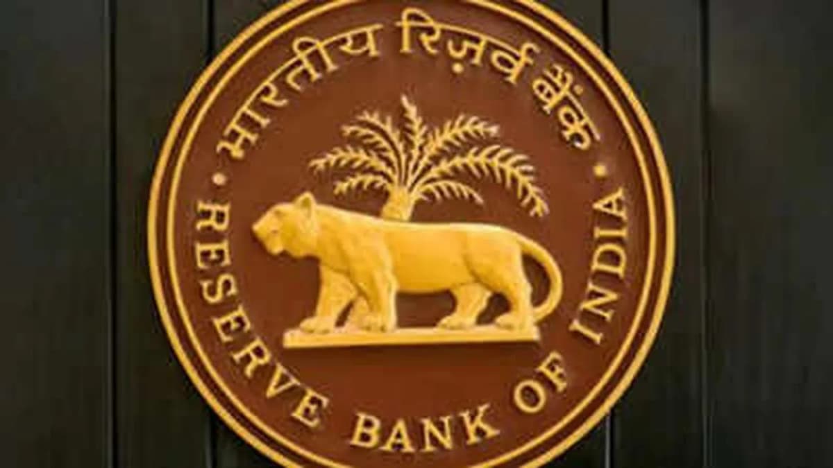 RBI's Economic Assessment Raises Concerns Over Inflation and Growth Risks RBI's Economic Assessment Raises Concerns Over Inflation and Growth Risks