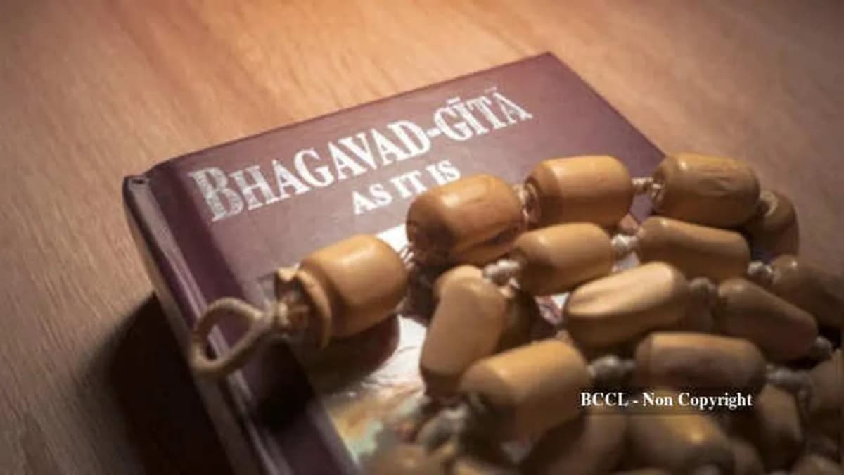 Ways to Raise Emotionally Strong Children through Bhagavad Gita Ways to Raise Emotionally Strong Children through Bhagavad Gita
