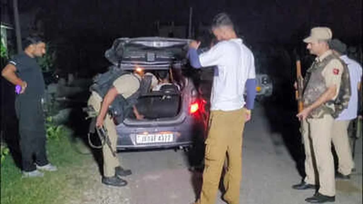 Security Forces Launch Search Operation After Wireless Signal in Samba Security Forces Launch Search Operation After Wireless Signal in Samba