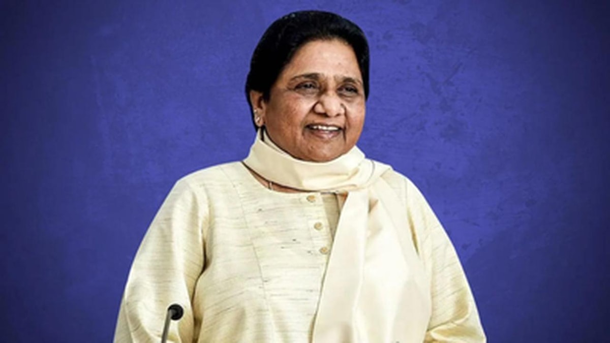 Mayawati's Solo Campaign in Punjab and the Importance of Dalit Voters Mayawati's Solo Campaign in Punjab and the Importance of Dalit Voters