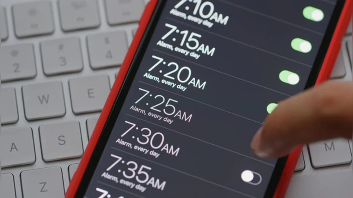 Self-Awakening: The Power of the Internal Alarm Clock Self-Awakening: The Power of the Internal Alarm Clock