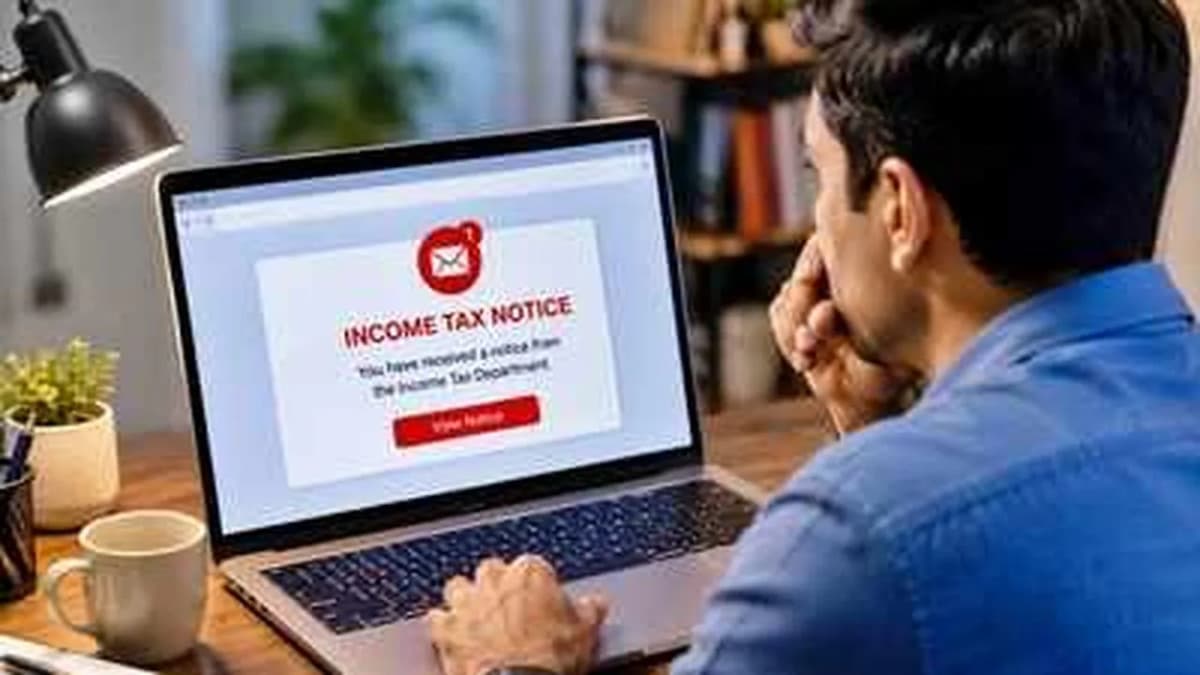 Pravesh Aggarwal Faces Rs 3.74 Lakh Tax Penalty, ITAT Cancels It Pravesh Aggarwal Faces Rs 3.74 Lakh Tax Penalty, ITAT Cancels It