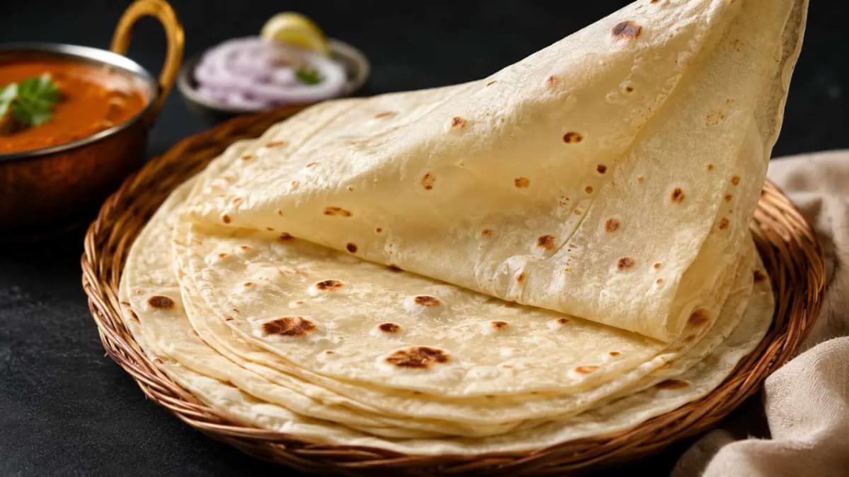 How to Make Soft and Thin Restaurant Style Rumali Roti at Home How to Make Soft and Thin Restaurant Style Rumali Roti at Home