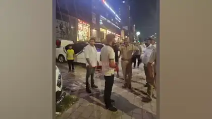 AMC Conducts Night Enforcement Drive on Science City Road Locks 12 Vehicles
