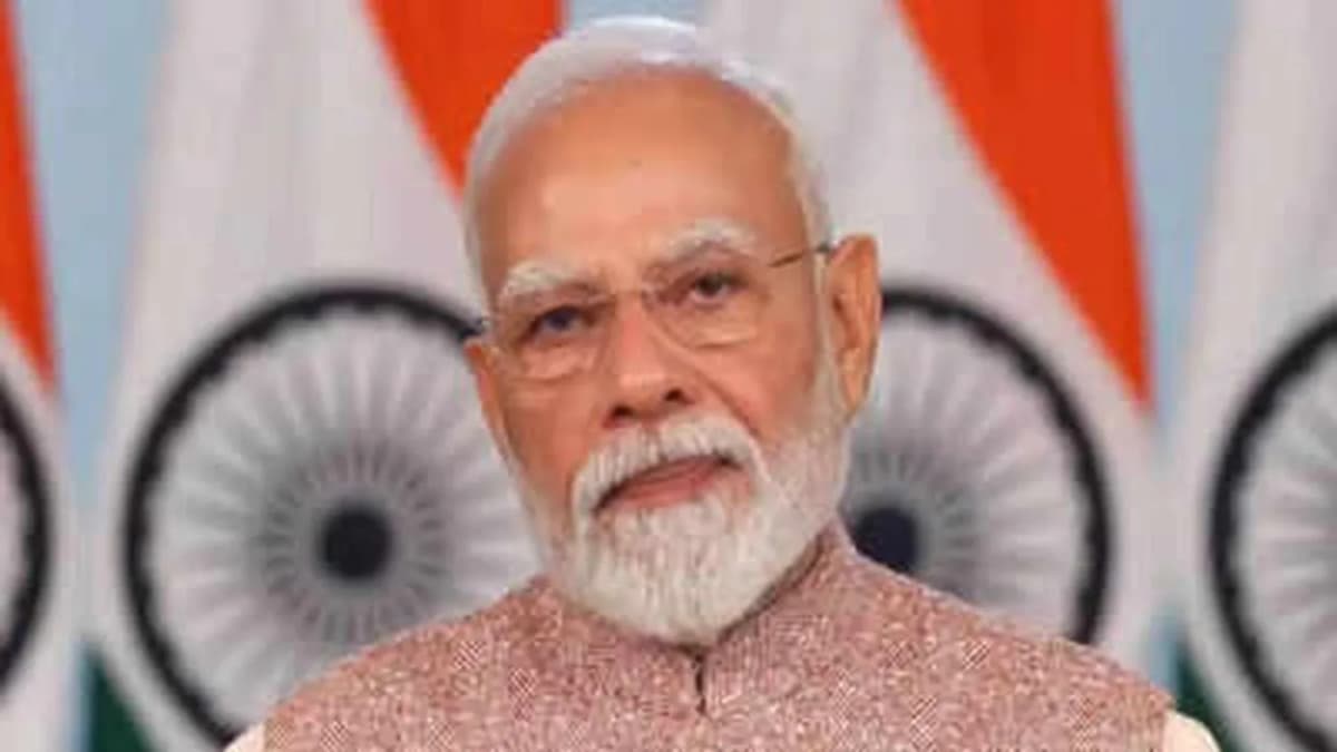 PM Modi Highlights Stronger India France Ties at Paris Temple PM Modi Highlights Stronger India France Ties at Paris Temple