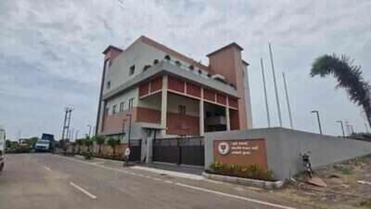 Prime Minister Modi to inaugurate 'Namo Kamalam' office in Navsari Prime Minister Modi to inaugurate 'Namo Kamalam' office in Navsari