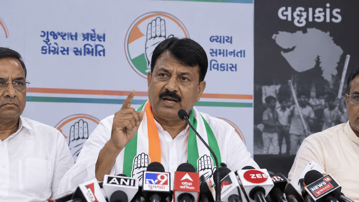 Amit Chavda's Criticism on Rising Violence in Gujarat Amit Chavda's Criticism on Rising Violence in Gujarat