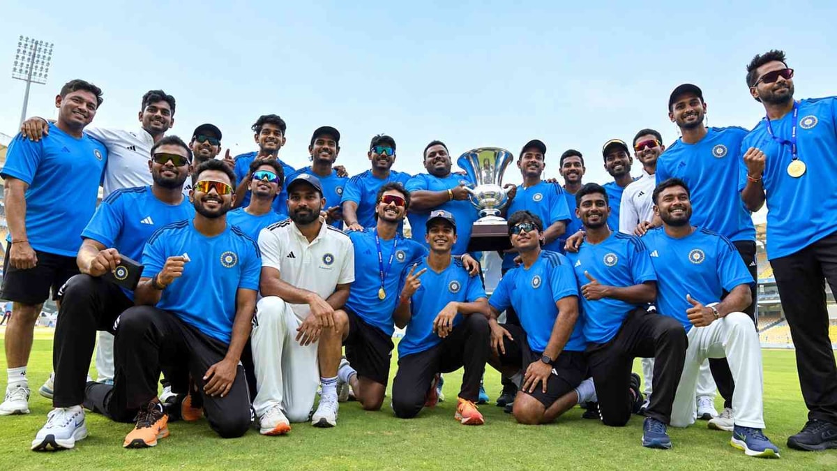 East Zone Win Duleep Trophy After 13 Years Under Ishan Kishan's Leadership East Zone Win Duleep Trophy After 13 Years Under Ishan Kishan's Leadership